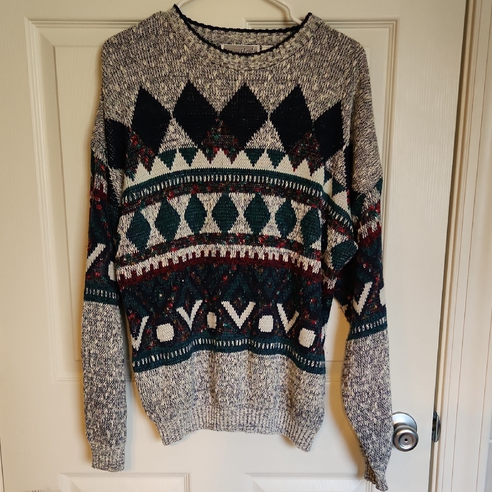 Vintage Method Black and White Knit Sweater